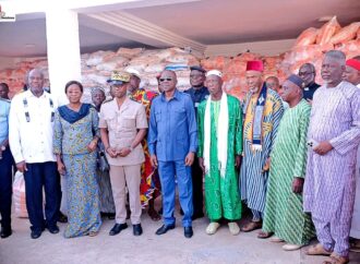 Bouaké: le chef de l’état offre des vivres à la communauté musulmane.