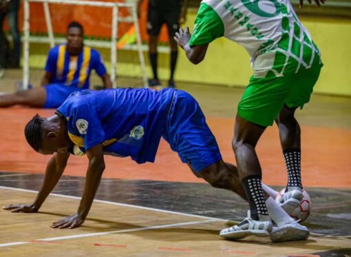 Sports/Football Petits Poteaux : Reprise du championnat national de 1ere Division