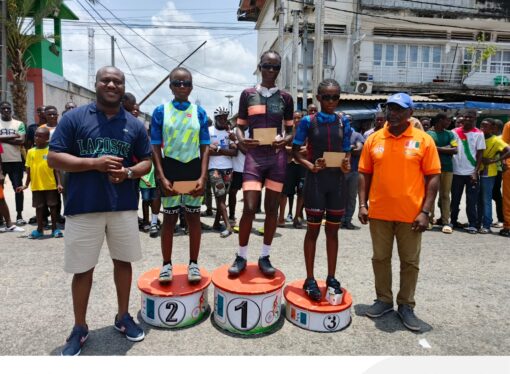 Sport/cyclisme : la première compétition de vélo sur route lancée