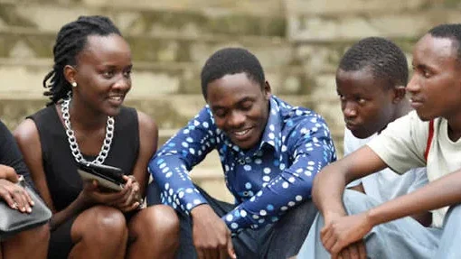 INTERVIEW: L’éducation à la citoyenneté et à la démocratie