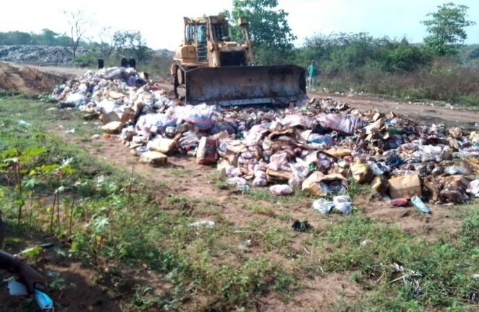 Bouaké: Plus de 30 tonnes de produits prohibés produits périmés saisi et mis hors d’état d’usage